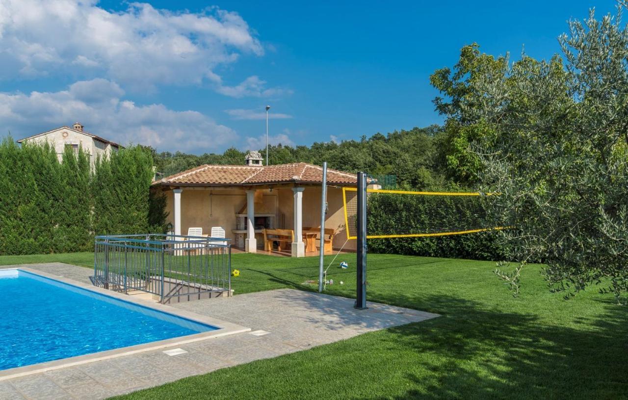 Spacious Villa Nikka With Beautiful Garden And Pool Ladici Buitenkant foto