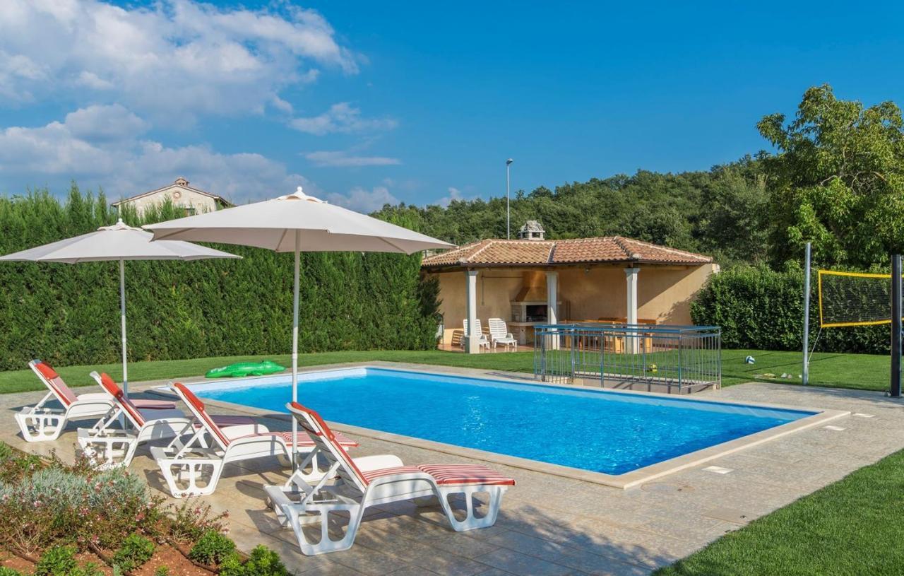 Spacious Villa Nikka With Beautiful Garden And Pool Ladici Buitenkant foto